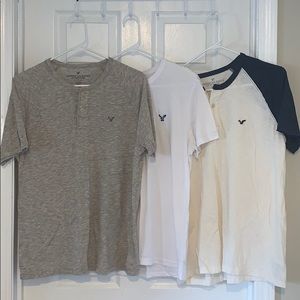 American Eagle T-shirt’s
